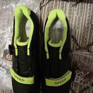 Delta Black and Neon Green Cycling Shoes
